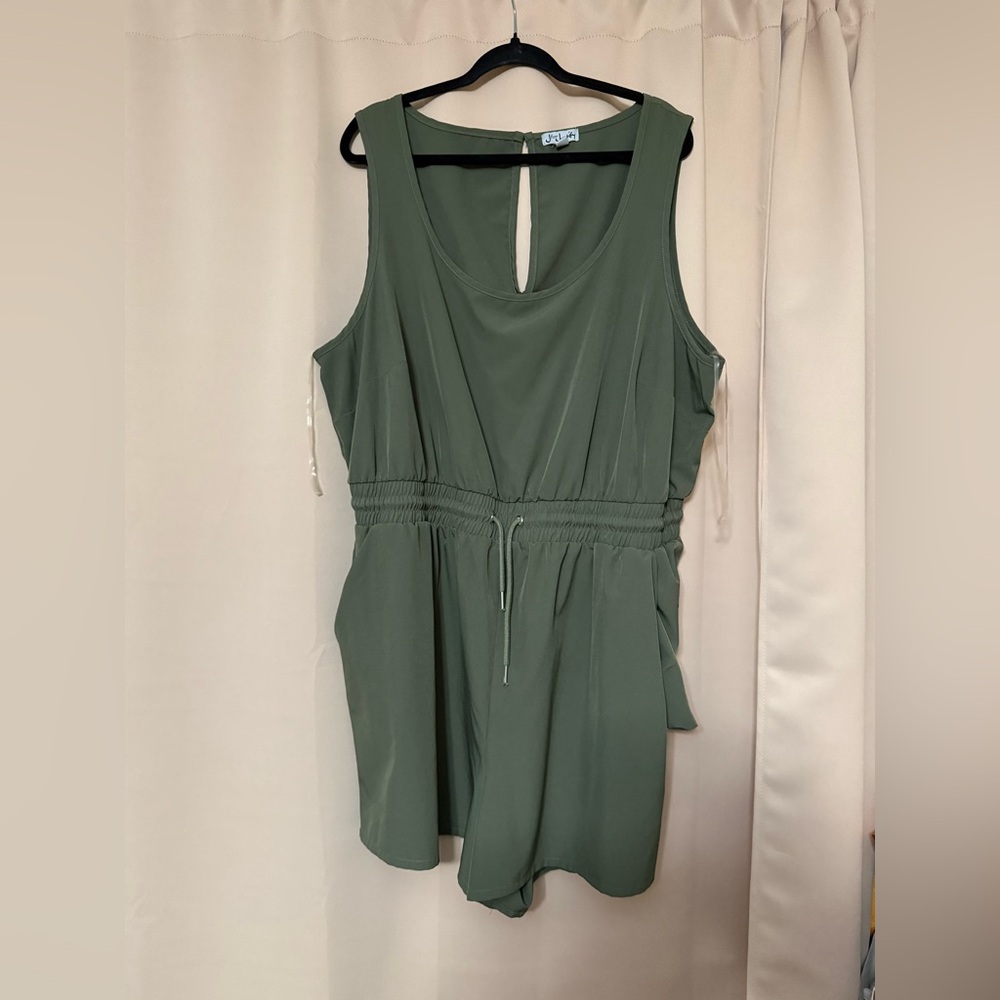 J for Justify Green Sleeveless Knee-Length Sheath Jumpsuit